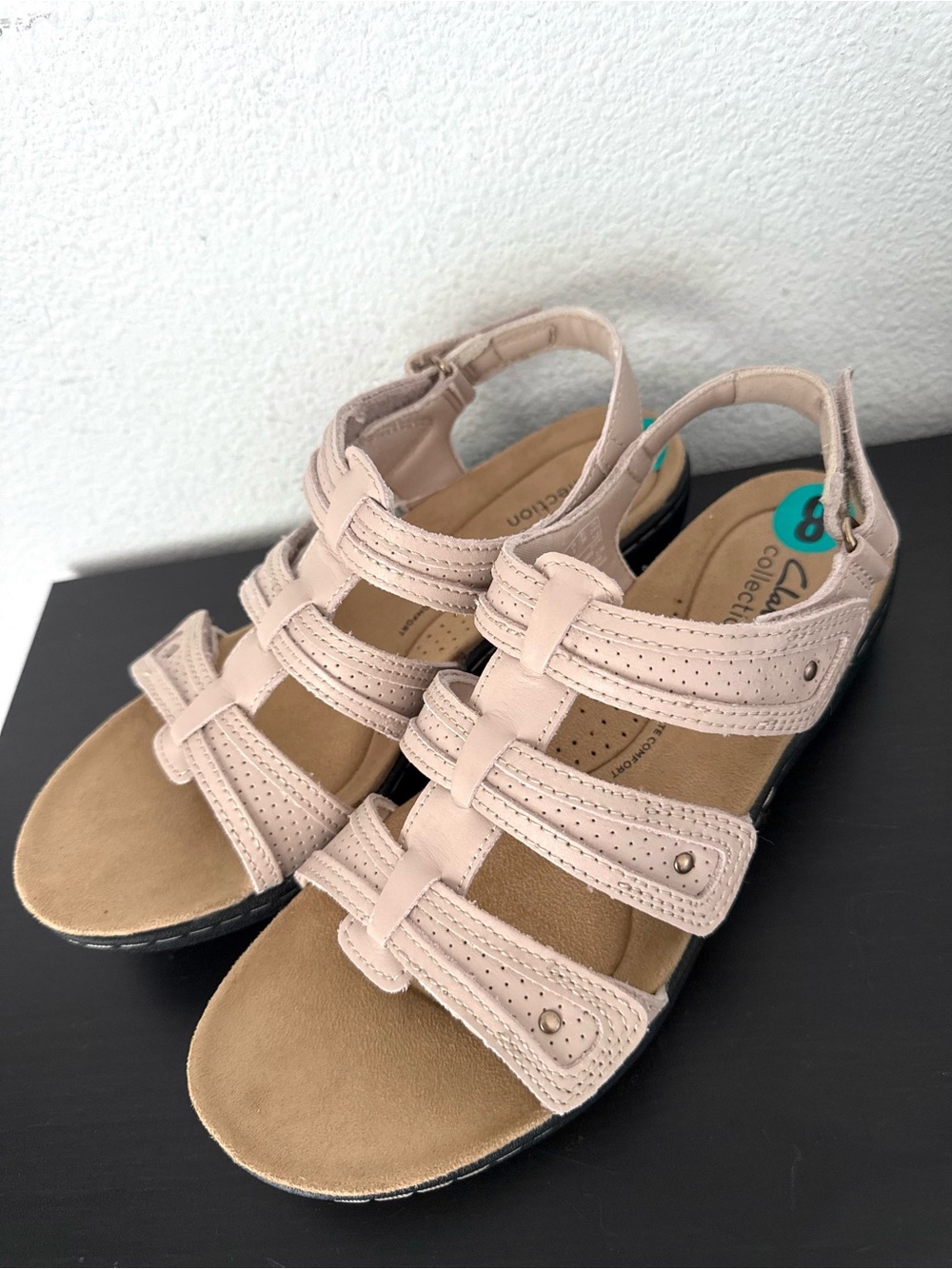 Clarks Laurieann Ivy Sand Leather Ortholite Comfort Adjustable Sandals